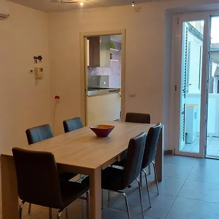 Villino Savi Apartment Viareggio